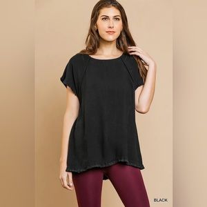 ⭐️UMGEE Pintuck High-Low Frayed Hem Linen Tunic Top by Umgee Clothing